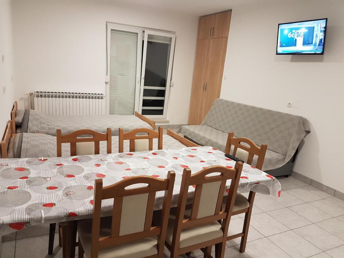 Dass Apartmani Banja Luka Exterior photo